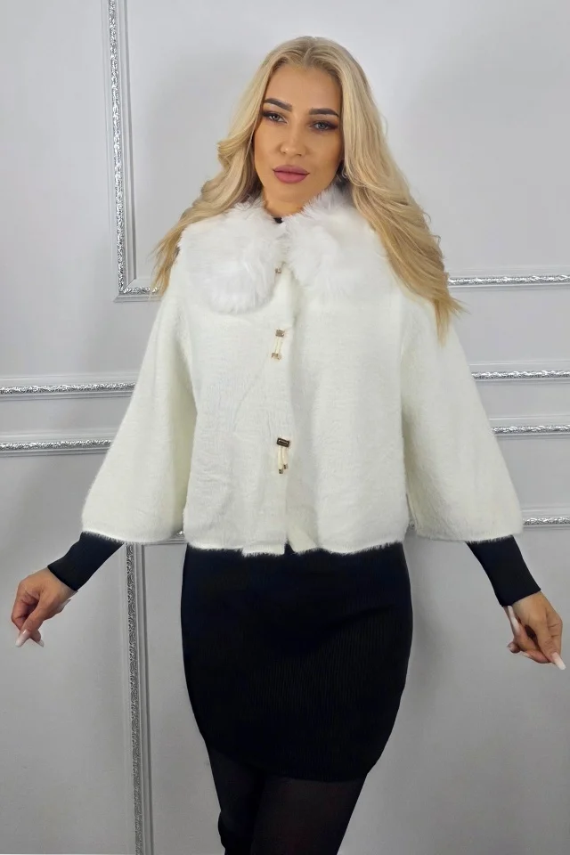 Capa cu blana eco detasabila TONYA, stilizata cu butoni metalici, Alb, Marime S/M