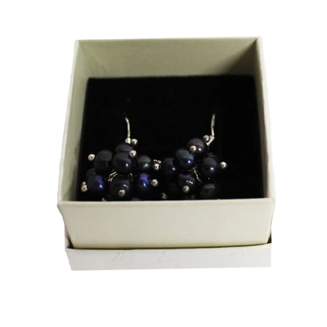 Cercei rotunzi Zelee in forma de ciorchine, in cutie cadou, negru