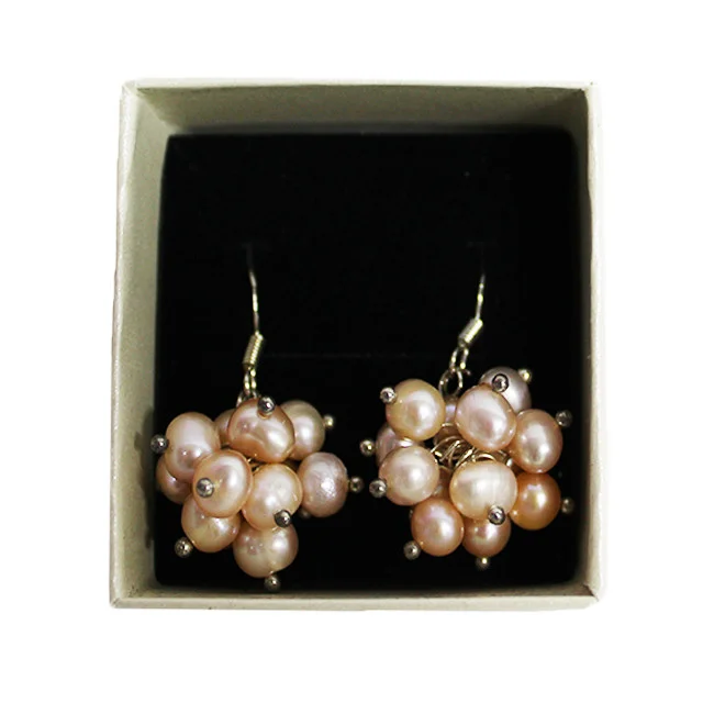 Cercei rotunzi Zelee in forma de ciorchine, in cutie cadou, roz