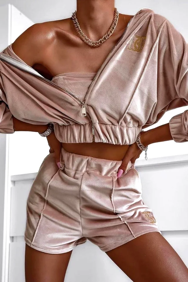 Compleu catifea Kabe, din trei piese, bluza cu fermoar, bustiera si pantaloni scurti, Roz pudrat