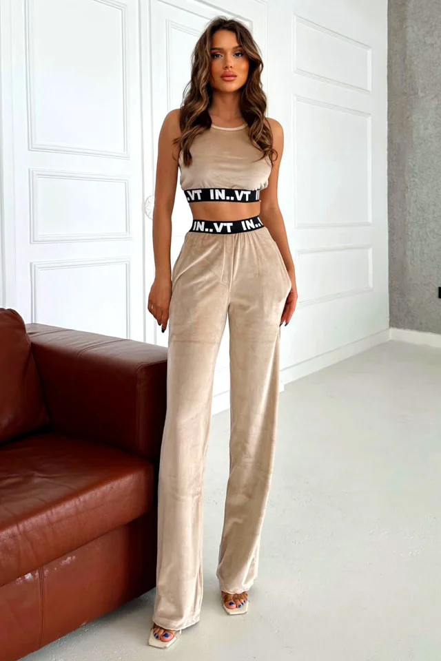 Compleu catifea Talya, din doua piese, bustiera si pantaloni lejeri cu banda elastica, Crem