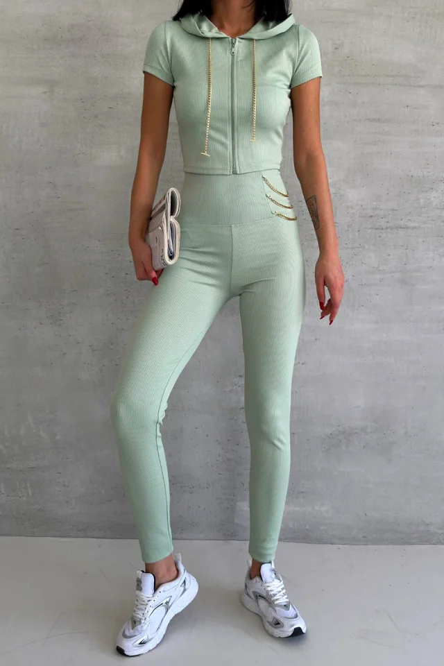 Compleu fitness Timote, bluza cu maneca scurta si colanti cu snururi metalice, Verde deschis