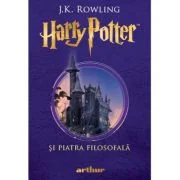 Harry Potter si piatra filosofala (volumul 1 din seria Harry Potter) - J. K. Rowling