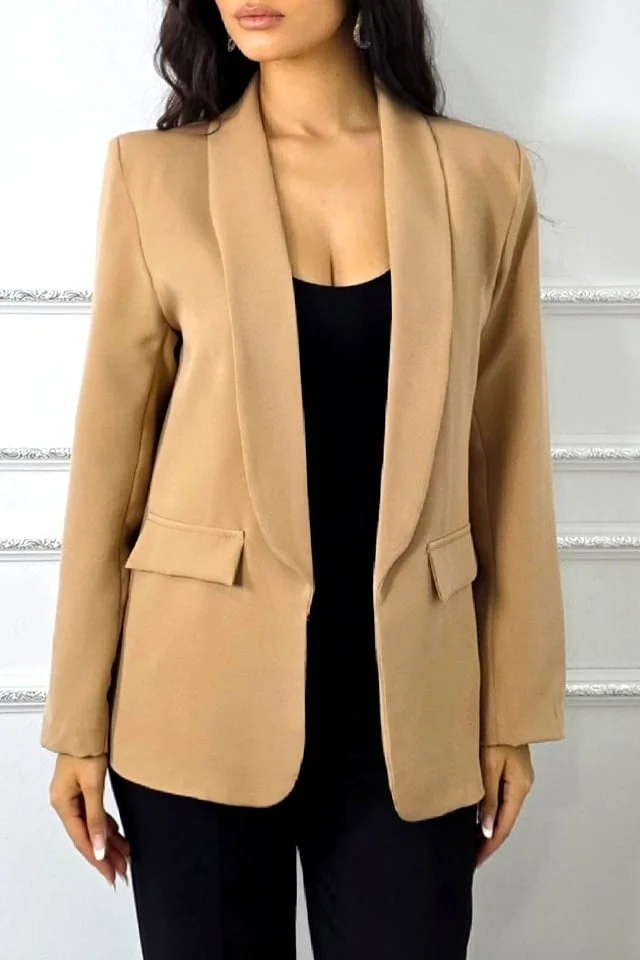 Sacou lung de zi Isotta cu clapete decorative, BEJ